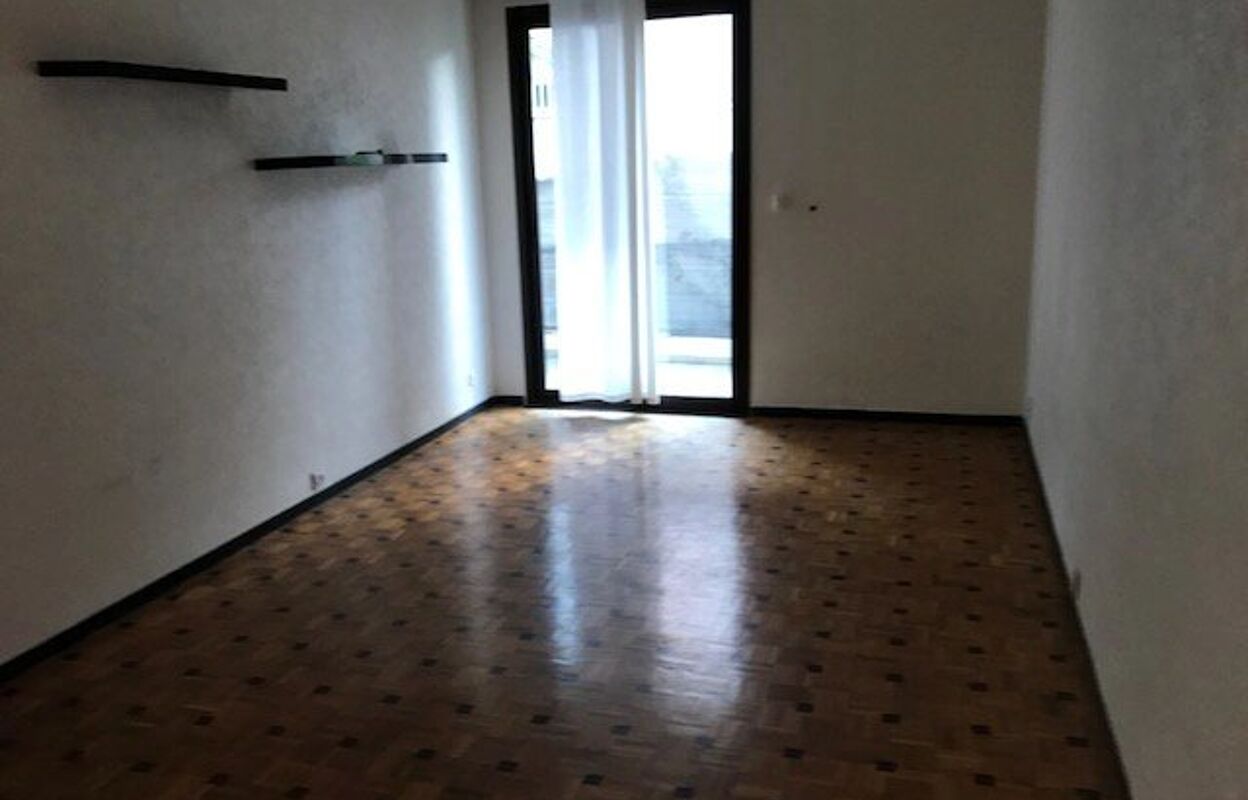 appartement 2 pièces 42 m2 à Nice (06000)