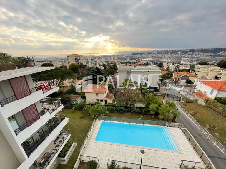 Appartement 3 pièces meublé - dernier étage - terrasse — photo 1