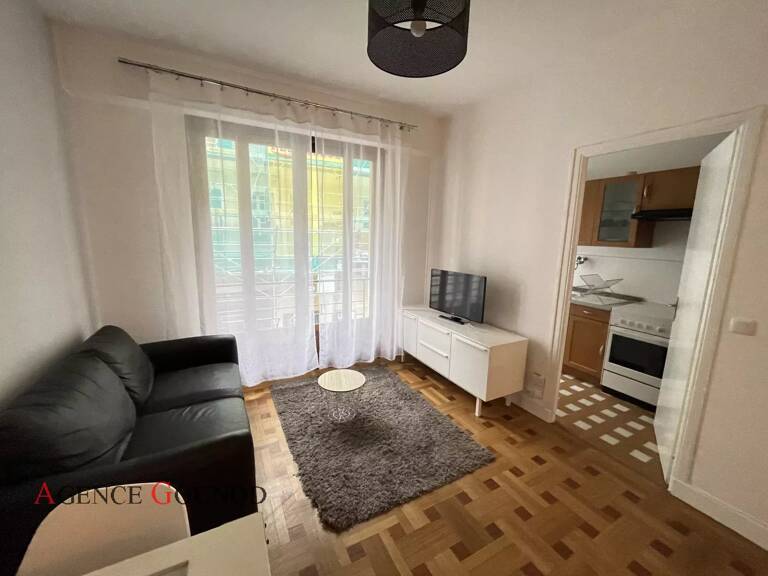 LOCATION F1 QUARTIER FLEURS — photo 1