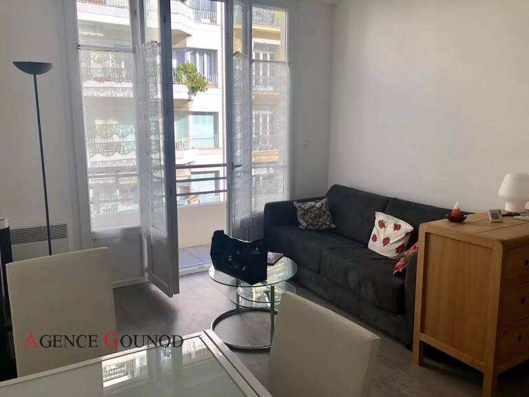 2 pièces - Balcon - MUSICIENS — photo 1