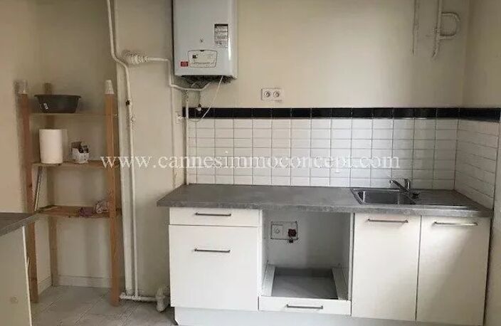 Grand Type 2 rue du Bosquet de 71m2 — photo 5