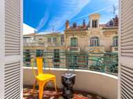 Nice Victor Hugo - Grand 2 Pièces Meublé avec Balcons — photo 3