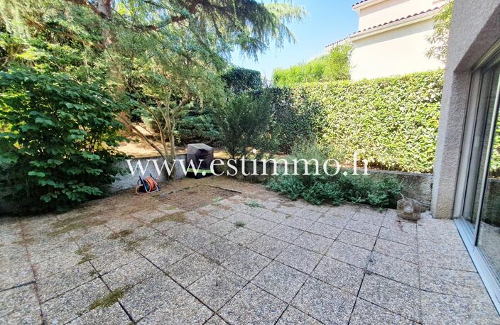 Appartement T3 au cœur d'une résidence arborée — photo 4