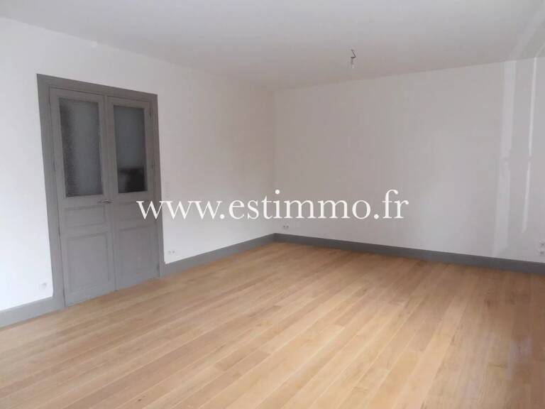 T4 de standing — photo 1