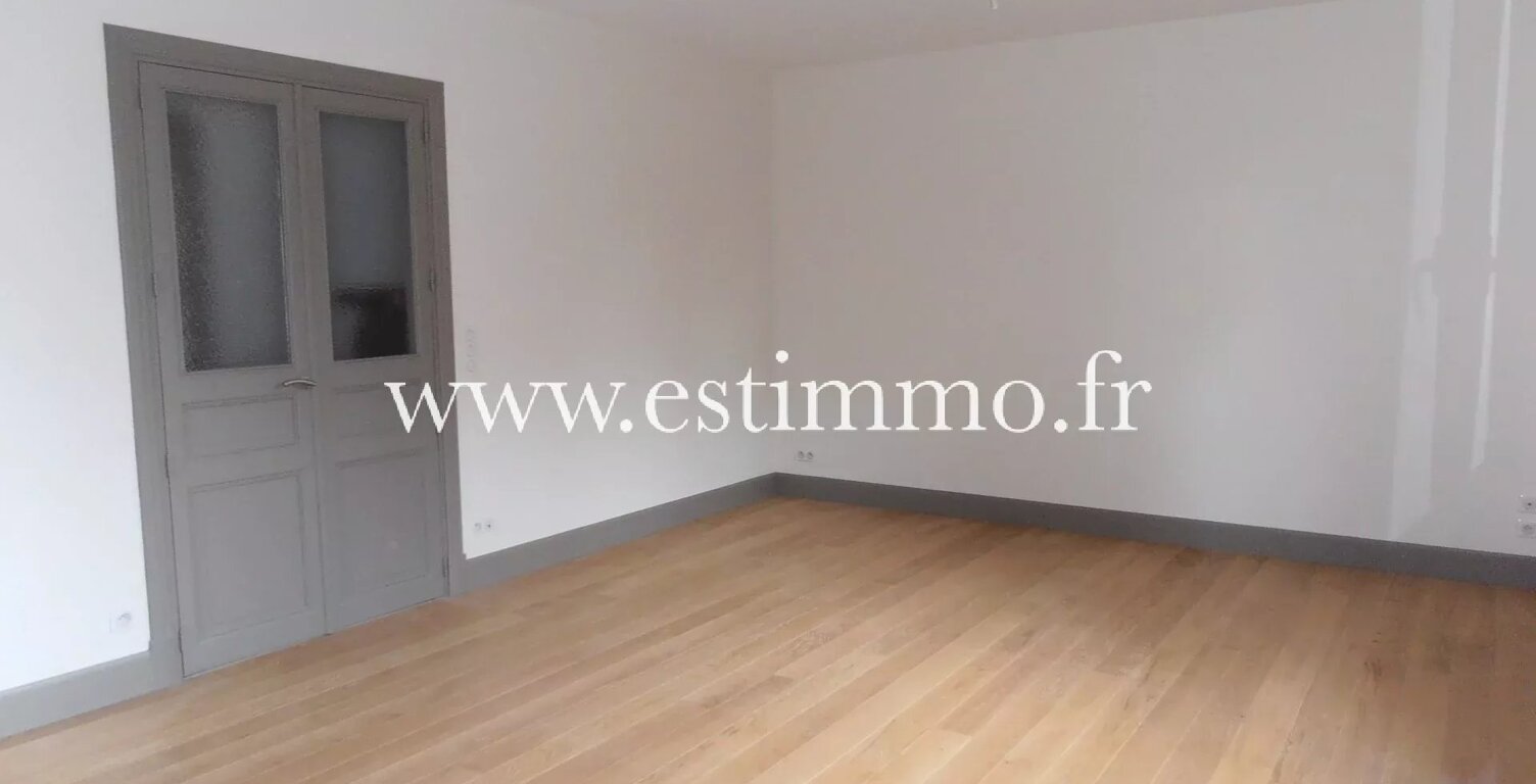 T4 de standing — photo 1