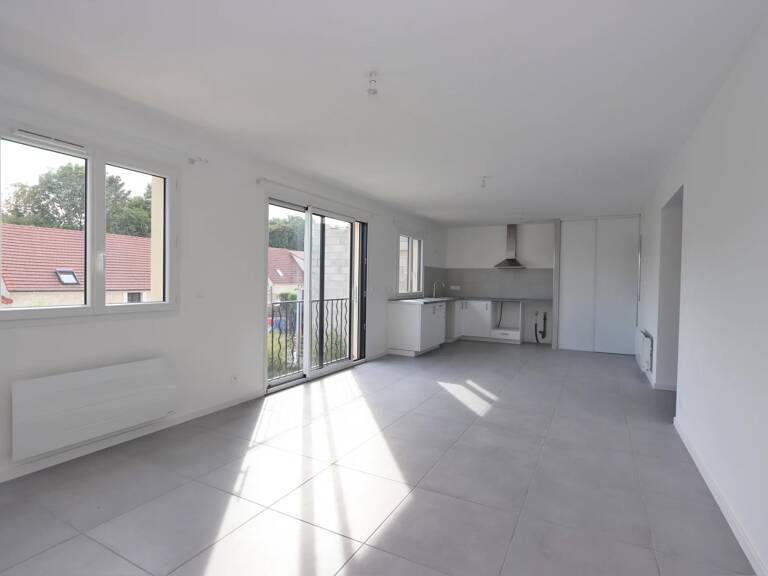 Appartement Crosne de type 3/4 pièces — photo 1