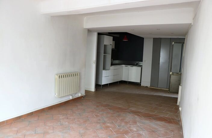 T2 A LOUER CENTRE VILLE — photo 2