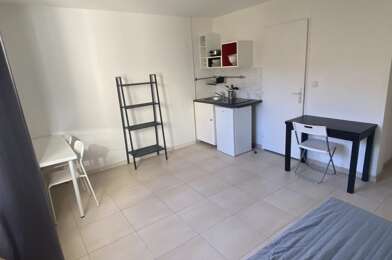 Appartement 1 pièces 540 €