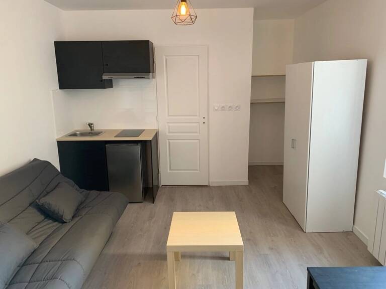 Studio 18 m2 420 euros meublé CENTRE VILLE — photo 1