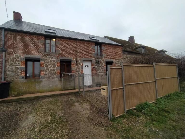 Maison   à vendre  — photo 1