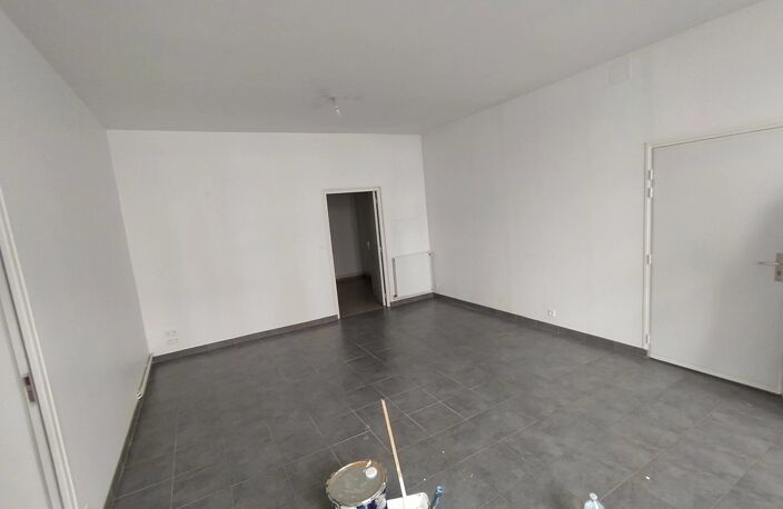 Bien vendu : Appartement  Fourmies (59610) — photo 2
