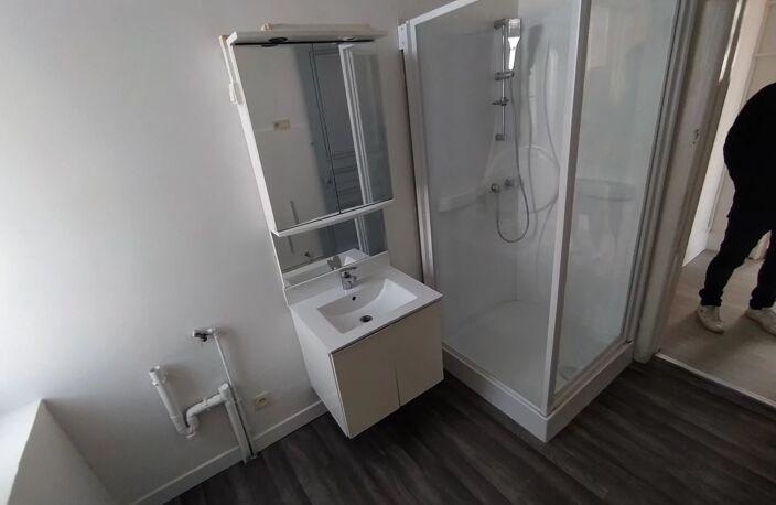 Bien vendu : Appartement  Fourmies (59610) — photo 3