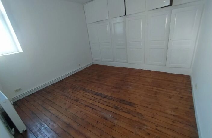 Bien vendu : Appartement  Fourmies (59610) — photo 5