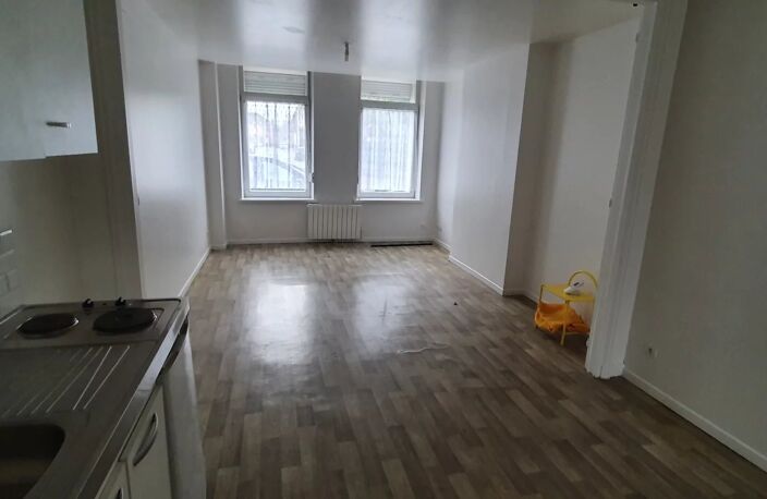 Bien vendu : Appartement  Fourmies (59610) — photo 2