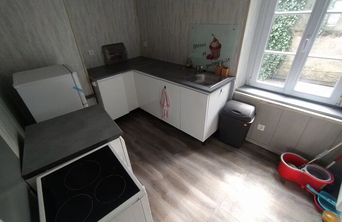 Bien vendu : Appartement  Avesnes-sur-Helpe (59440) — photo 3