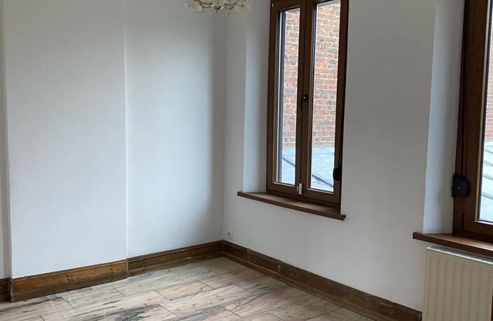 Bien vendu : Appartement  Fourmies (59610) — photo 4