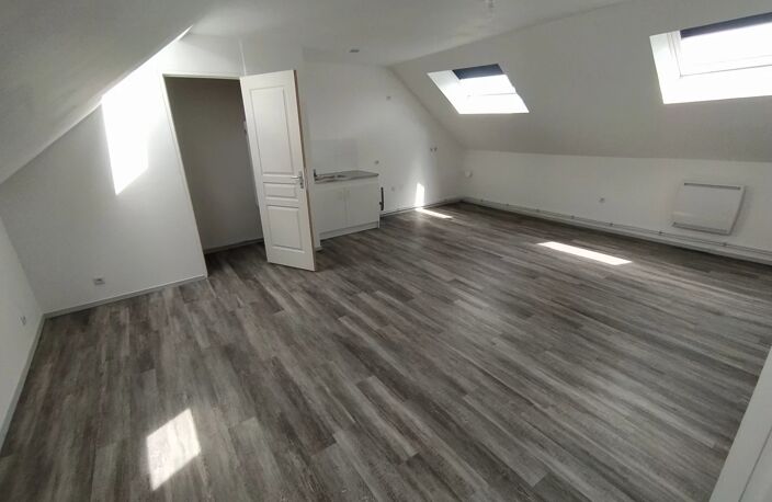 Bien vendu : Appartement  Sains-du-Nord (59177) — photo 2