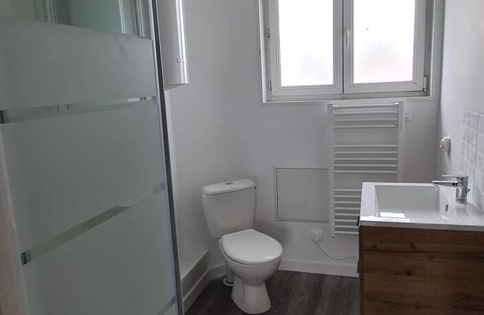Bien vendu : Appartement  La Capelle (02260) — photo 3