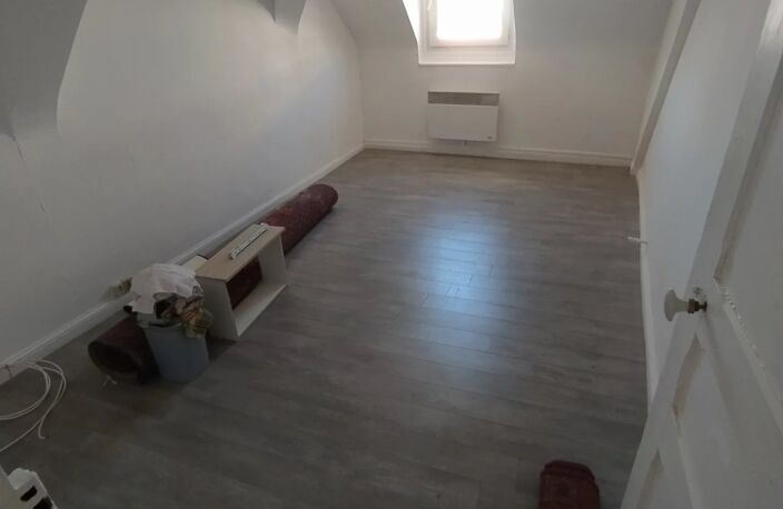 Bien vendu : Appartement  Hirson (02500) — photo 2