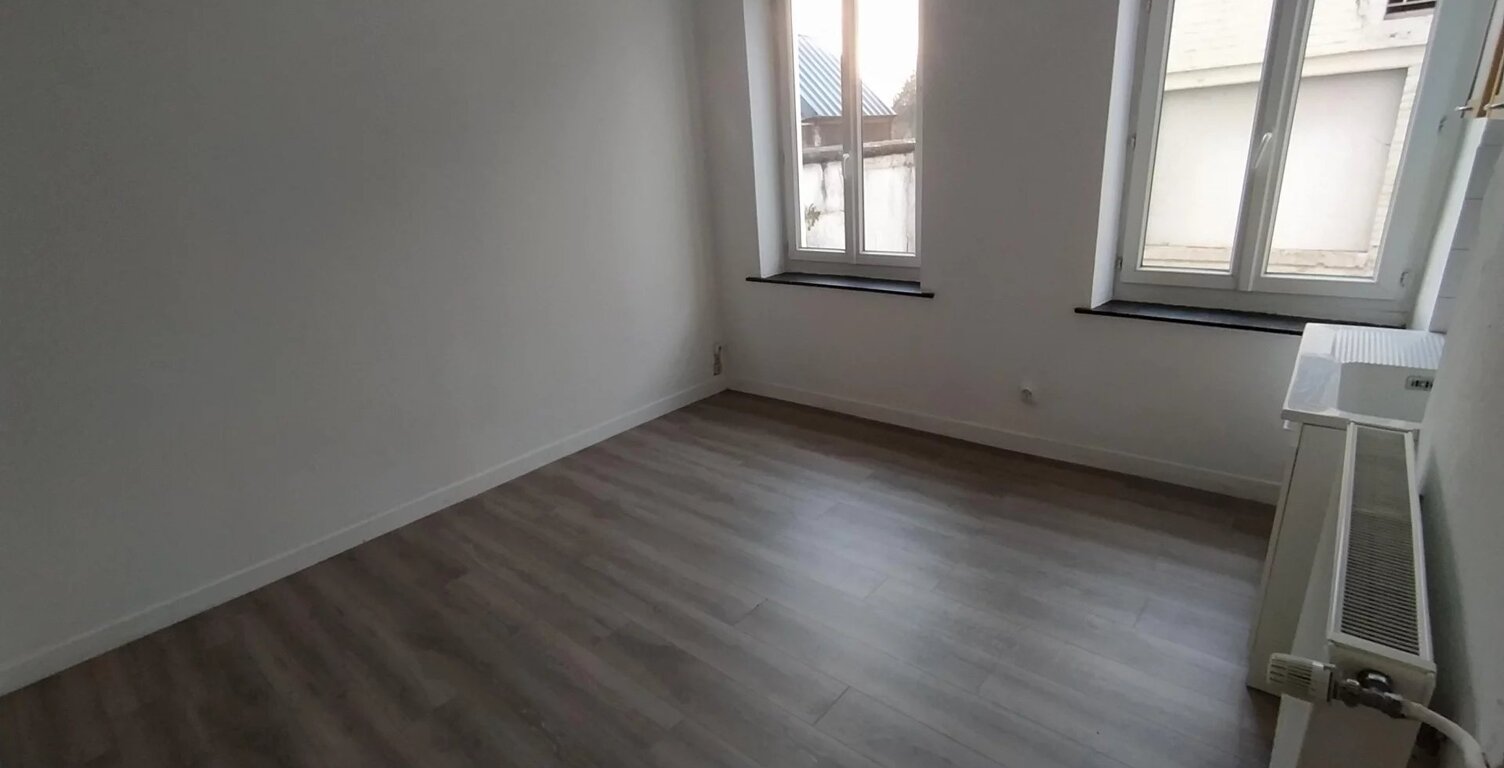 Bien vendu : Appartement  Hirson (02500) — photo 1