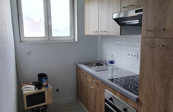 Bien vendu : Appartement  La Capelle (02260) — photo 2