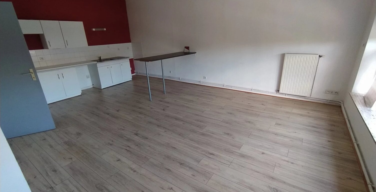 Bien vendu : Appartement  Hirson (02500) — photo 1
