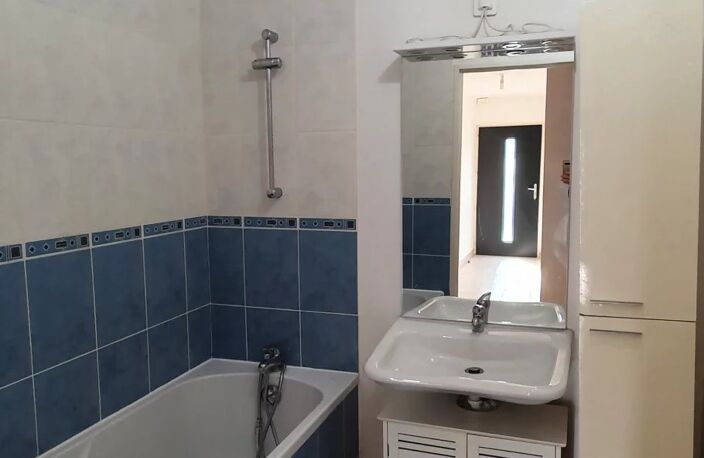 Bien vendu : Appartement  Aulnoye-Aymeries (59620) — photo 4