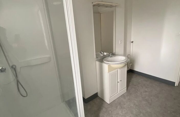 Bien vendu : Appartement  Fourmies (59610) — photo 4