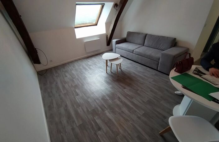 Bien vendu : Appartement 39 m² Hirson (02500) — photo 2