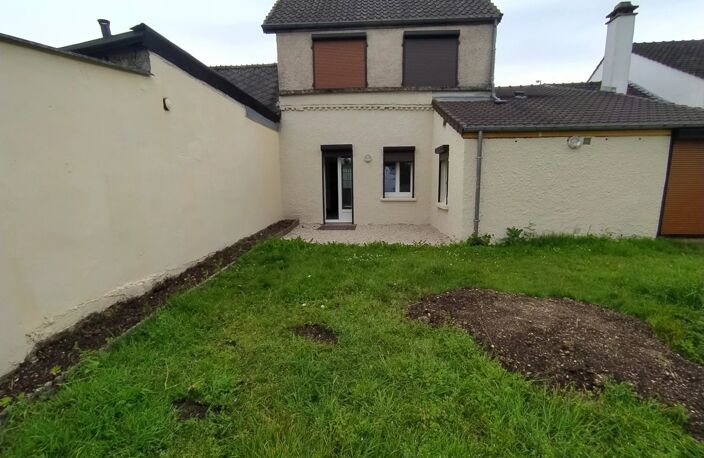Bien vendu : Appartement  Hirson (02500) — photo 5