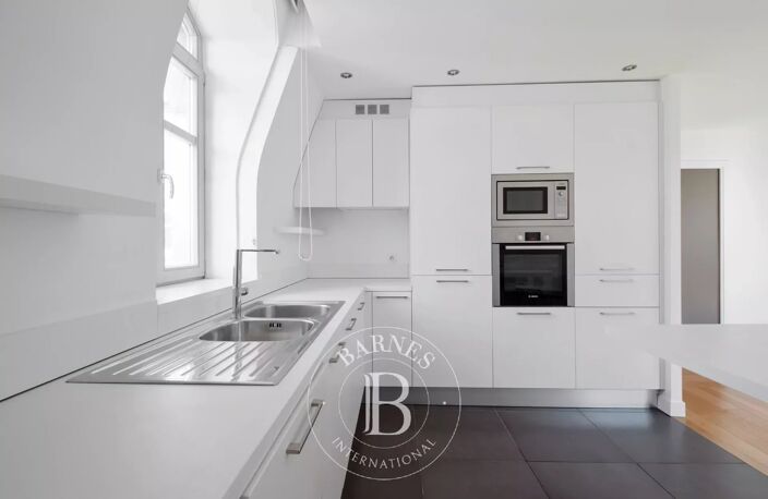 Lyon 6 - Tête D'Or - Appartement rénové et meublé de 80,68 m² - 2 Chambres — photo 3