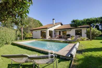 Maison 6 pièces 3600 €