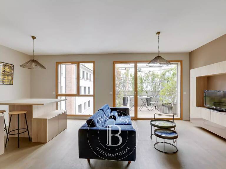 Lyon 6 - Edgar Quinet - Appartement meublé et rénové de 61.28 m² - Garage - Terrasse - 1 Chambre — photo 1