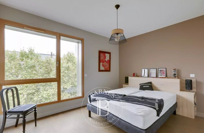 Lyon 6 - Edgar Quinet - Appartement meublé et rénové de 61.28 m² - Garage - Terrasse - 1 Chambre — photo 3