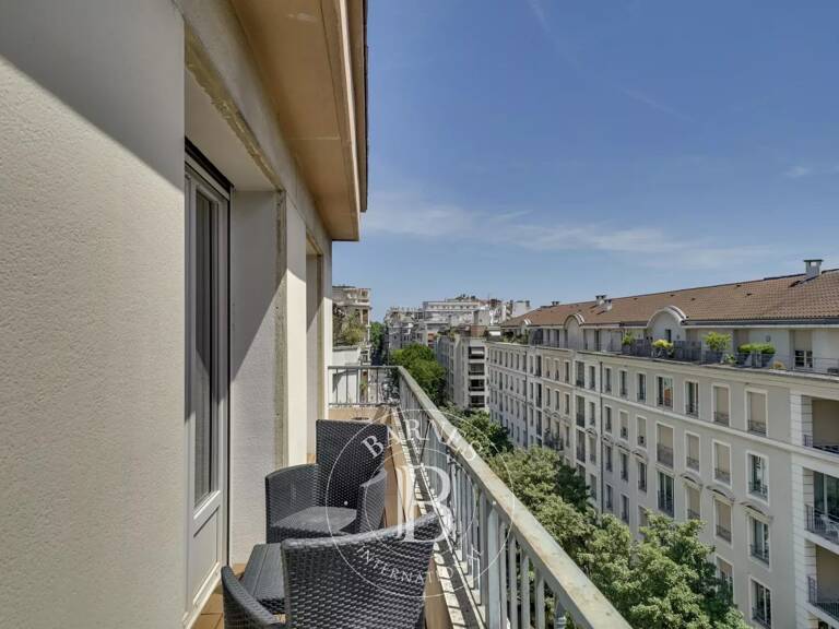 Lyon 6 - Puvis de Chavannes - Appartement non-meublé de 105,16 m² - 2 Balcons - 3 Chambres — photo 1