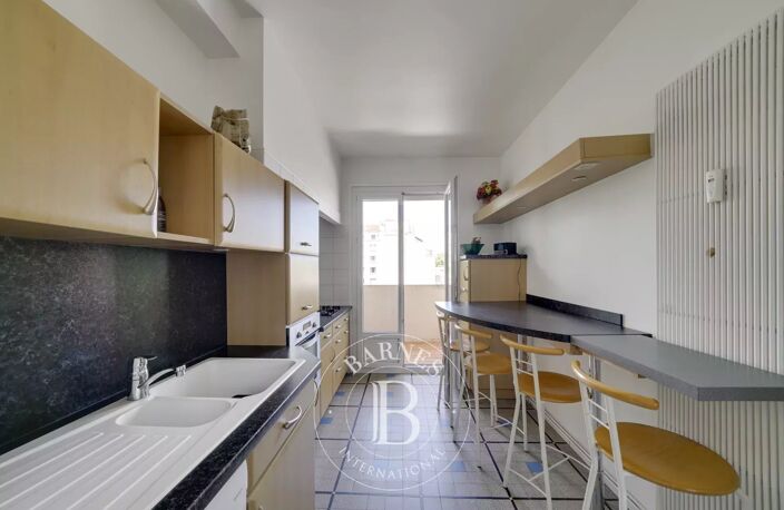 Lyon 6 - Puvis de Chavannes - Appartement non-meublé de 105,16 m² - 2 Balcons - 3 Chambres — photo 4