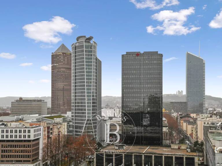 Lyon 3 - Part Dieu - Appartement de 2021 de 84,42 m² - Balcons 16 m² - 3 Chambres — photo 1