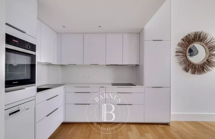 Lyon 6 - Foch - Appartement meublé et rénové de 82,96 m² - Mezzanine - Balcon -  2 Chambres — photo 3