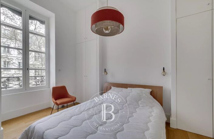 Lyon 6 - Foch - Appartement meublé et rénové de 82,96 m² - Mezzanine - Balcon -  2 Chambres — photo 4