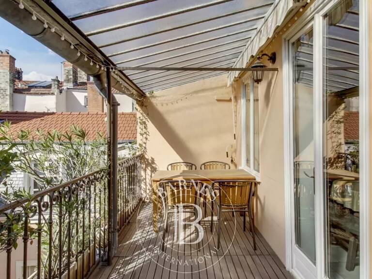 Lyon 2 - Cordeliers - Appartement meublé de 49,27 m² - Mezzanine - Terrasse - 1 Chambre — photo 1