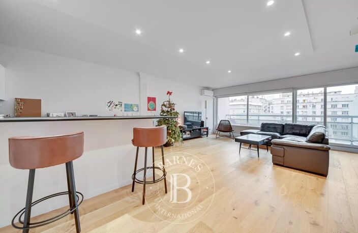 Lyon 6 - Massena - Appartement Non-meublé de 99,05 m² - 1 Bureau - 1 Loggia - 1 - Balcon - 2 Chambres — photo 2