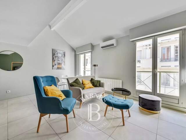 Lyon 2 - Jacobins - Appartement meublé de 64,64 m² - Balcon - 1 Chambre — photo du bien