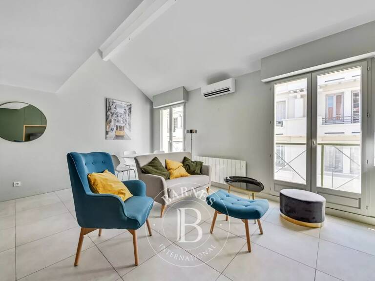 Lyon 2 - Jacobins - Appartement meublé de 64,64 m² - Balcon - 1 Chambre — photo 1