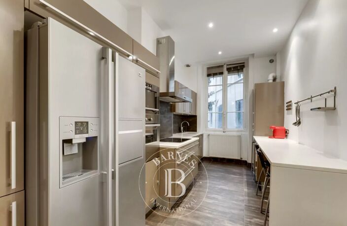 Lyon 6 - Boulevard des Belges - Appartement meublé et rénové de 105,12 m² - 2 Chambres — photo 3
