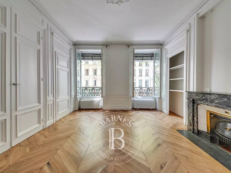Lyon 6 - Foch - Appartement rénové de 75,74 m² - Cave - 2 Chambres — photo 1