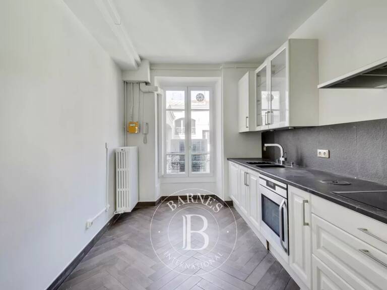 Lyon 2 - Cordeliers - Appartement rénové de 97,83 m² - Grenier - 2 Chambres — photo 1