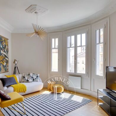 Appartement 3 pièces 1612 €