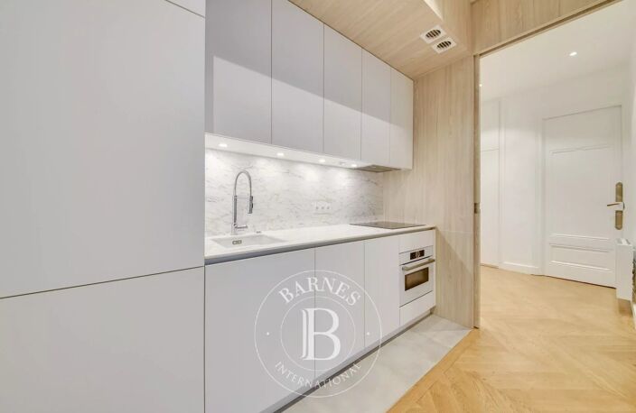 Lyon 6 - Foch - Appartement rénové de 79,11 m² - Cave - 2 Chambres — photo 4