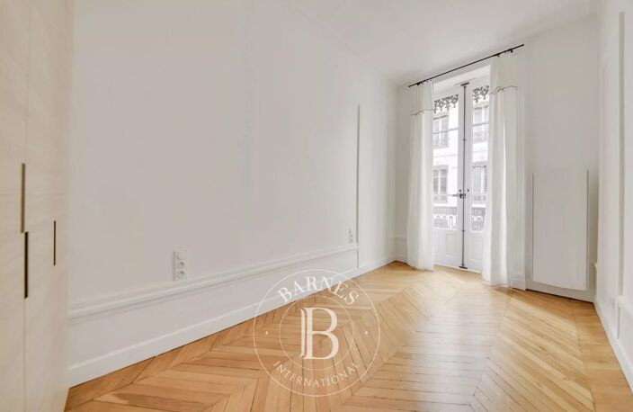 Lyon 6 - Foch - Appartement rénové de 79,11 m² - Cave - 2 Chambres — photo 5
