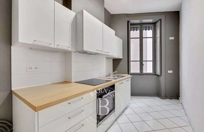 Lyon 6 - Molière / Vauban - Appartement non-meublé de 83,75 m² - Cave - 2 Chambres — photo 3